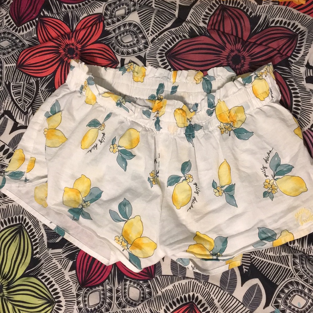 Gilly Hicks lemon shorts